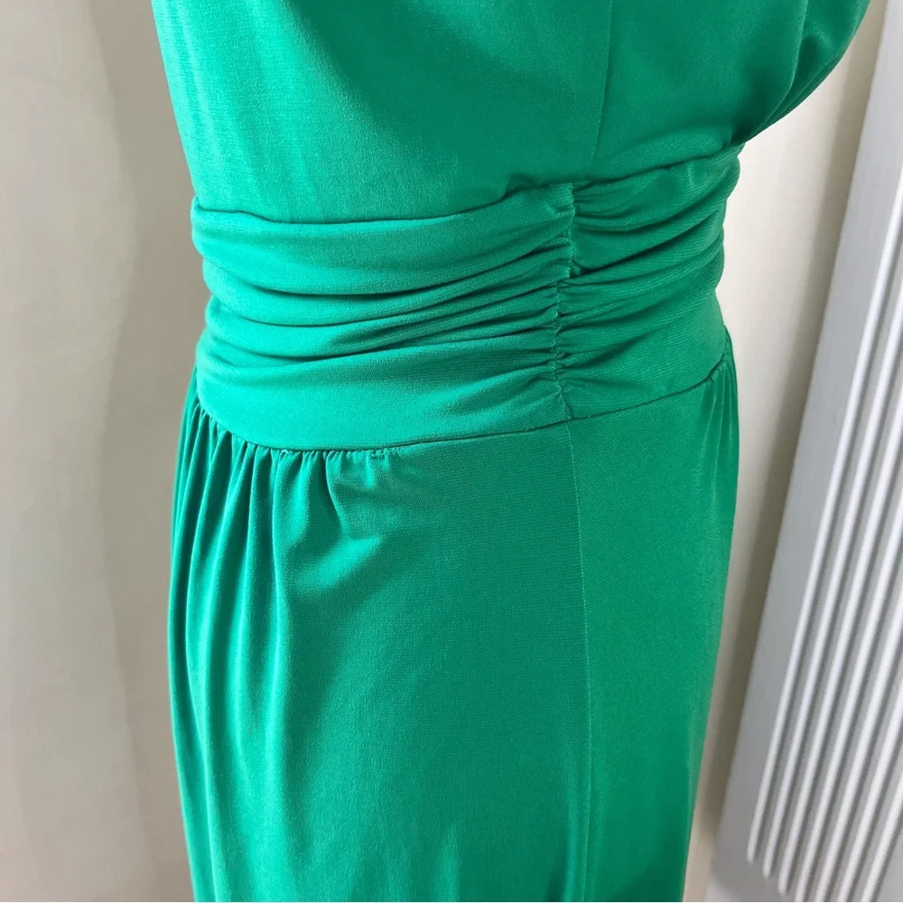 Enfocus Studio green sleeveless dress with fitted ruched waist front pleating - Picture 13 of 16